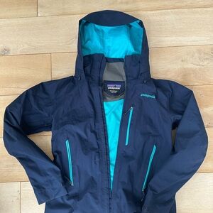 PATAGONIA RAINCOAT SIZE M